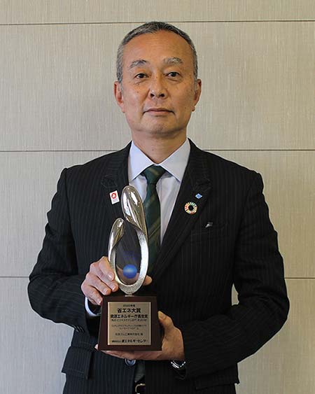 DUNLOP ENASAVE NEXT III was chosen to receive the Agency for Natural Resources and Energy Director-General’s Award under the Energy Conservation Grand Prize program.