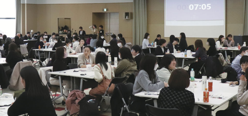 技術系女性交流会の様子。これまでに7回開催。